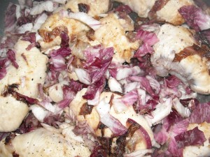 Fagottini di pollo al radicchio e provolone piccante